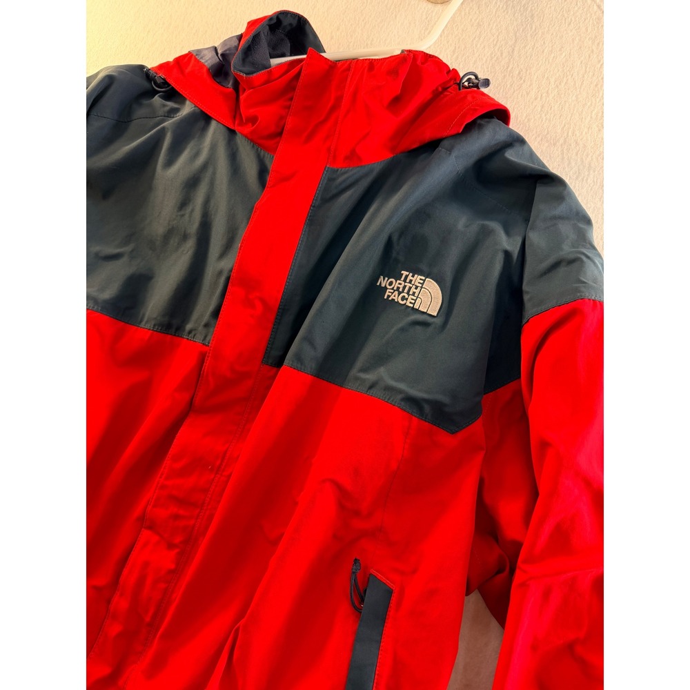 The North Face HyVent Rain Jacket Mens XL Red Navy Blue Colorblock Waterproof